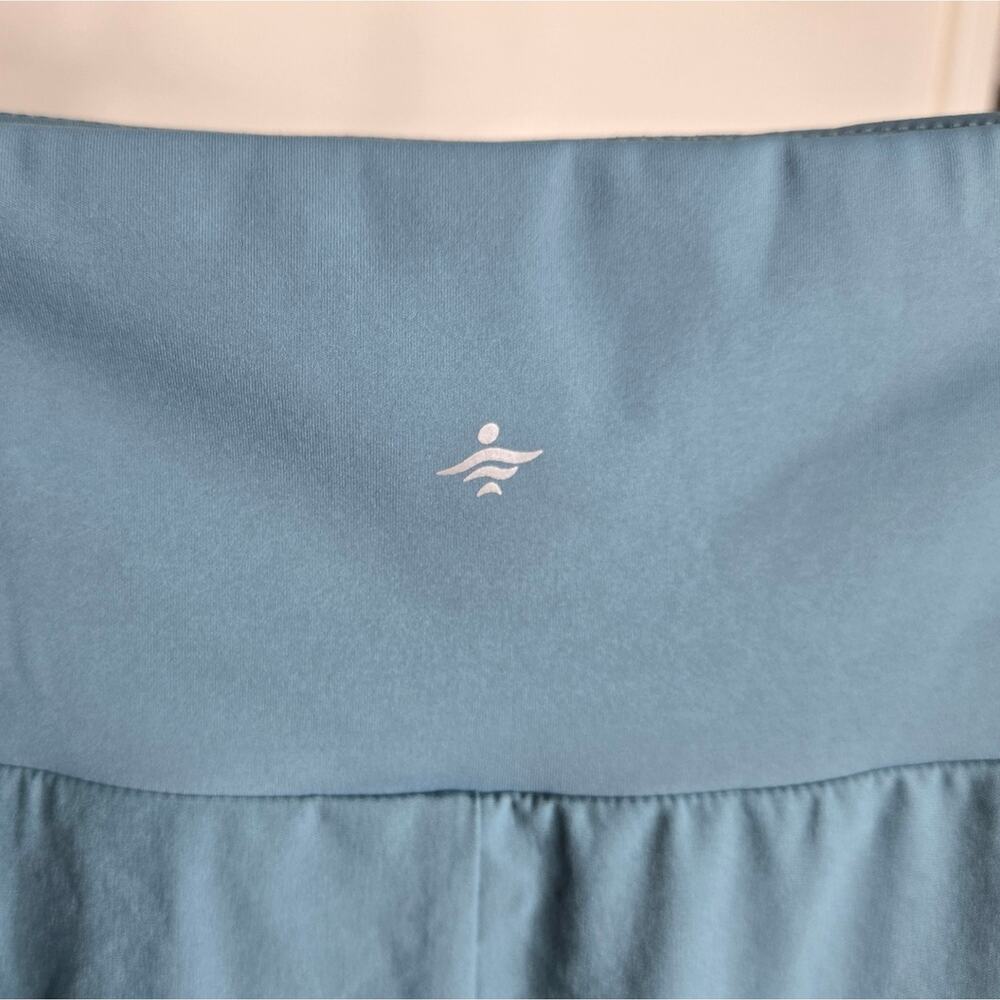 NWT  HALARA Breezeful Teal 2 in 1 Flowy High Low Skort Size Medium - Picture 4 of 6